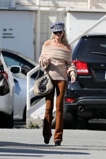 Laeticia Hallyday fait du shopping avec sa mère Françoise à Los Angeles le 7 février 2019