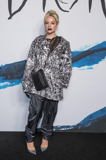 Lily Allen au défilé Dior Homme à Paris, le 18 janvier 2019.
