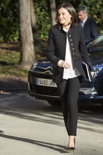 La reine Letizia d&#039;Espagne, dans une veste Zara, à Madrid le 9 janvier 2019