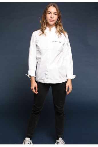 Marie-Victorine Manoa, 26 ans, Chef de son restaurant "Le Mercière", Lyon 