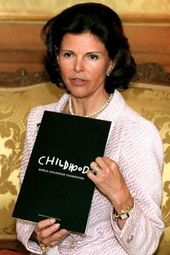 La reine Silvia de Suède, en décembre 1999