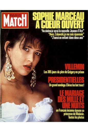 «Sophie Marceau à cœur ouvert», couverture de Paris Match n°1924, daté du 11 avril 1986.