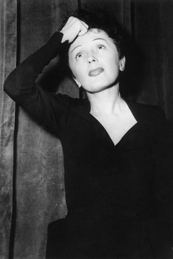 Edith Piaf en 1956