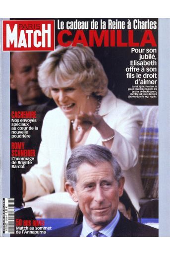 Le prince Charles en couverture du Paris Match n°2768, daté du 13 juin 2002.