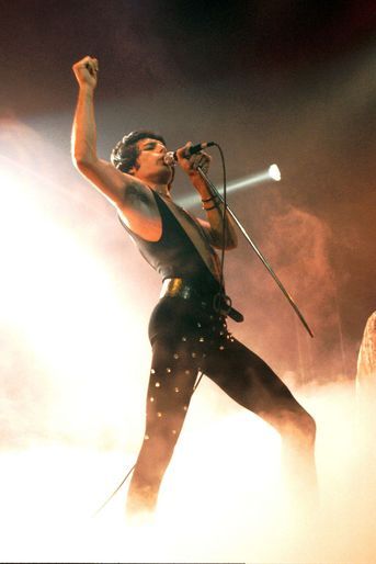 Freddie Mercury en mars 1974 à Londres