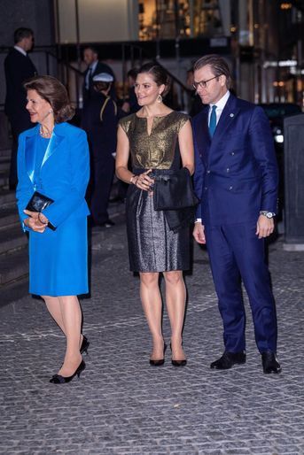 La princesse Victoria de Suède avec le prince Daniel et la reine Silvia à Stockholm, le 25 septembre 2018