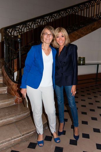 Françoise Nyssen et Brigitte Macron, jeudi au ministère de la Culture.