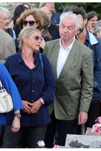 Dorothée et Jacky aux obsèques de Corbier, le 5 juillet