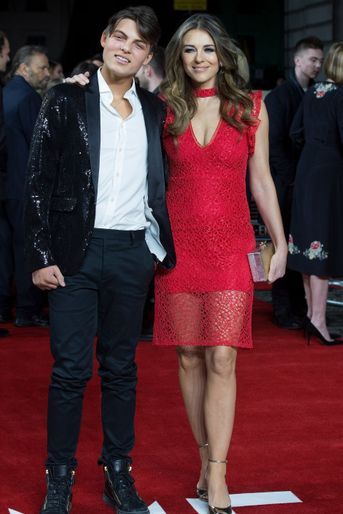 Elizabeth Hurley et son fils Damian à Londres en mars 2017.