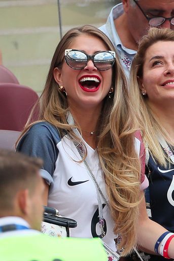 Maria Salaue dans les tribunes du match France-Danemark le 26 juin 2018 