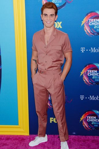 K.J. Apa aux Teen Choice Awards, à Los Angeles, dimanche 12 août