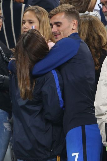 Erika Choperena et Antoine Griezman après le match France-Islande