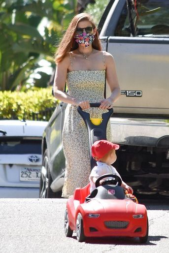 Kate Mara avec sa fille à Los Angeles le 21 mai 2020