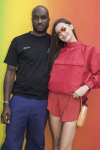 Bella Hadid et Virgil Abloh au défilé homme Louis Vuitton jeudi 21 juin