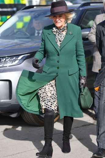 La duchesse de Cornouailles Camilla au Cheltenham Festival, le 11 mars 2020