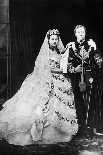 Le prince Albert (fils de la reine Victoria, futur roi Edward VII) et la princesse Alexandra de Danemark, le 10 mars 1863