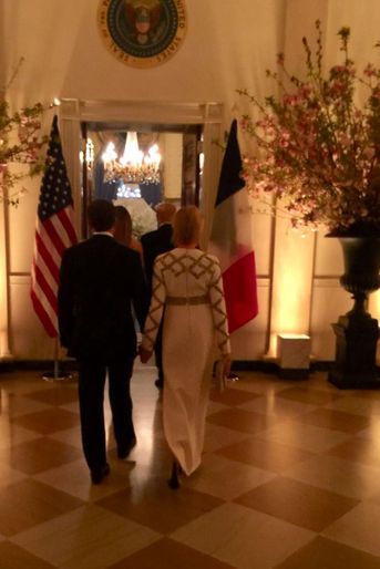 Emmanuel et Brigitte Macron mardi soir à la Maison-Blanche. 