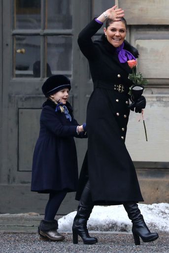 La princesse Estelle de Suède avec la princesse Victoria à Stockholm, le 12 mars 2018