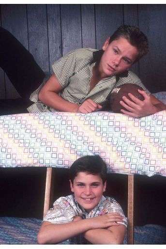 Joaquin Phoenix et son frère River dans leur chambre en 1985