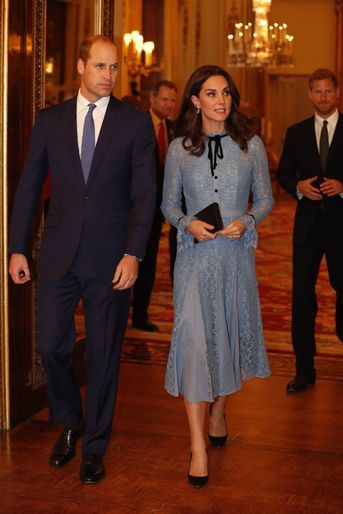 Kate, William et Harry lors d&#039;une réception pour la journée de la santé mentale, à Buckingham palace, le 10 octobre 2017