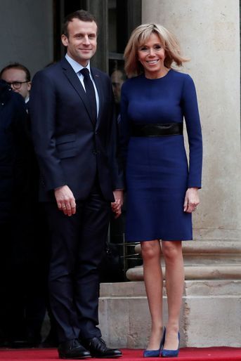 Emmanuel et Brigitte Macron lundi à l'Elysée.