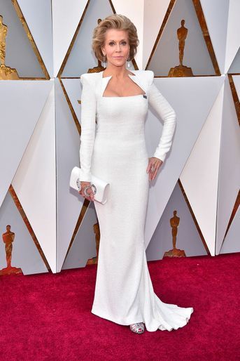 Jane Fonda dans une robe Balmain