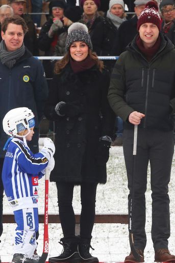 La duchesse de Cambridge dans un manteau Burberry en Suède le 30 janvier 2018