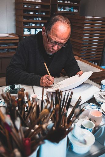 artiste peintre sur pocelaine, boutique atelier "Hataman Toen", Okawachiyama 