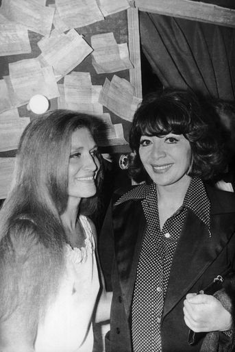 Dalida avec Juliette Greco en 1971