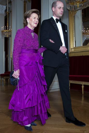 Le prince William avec la reine Sonja de Norvège à Oslo, le 1er février 2018