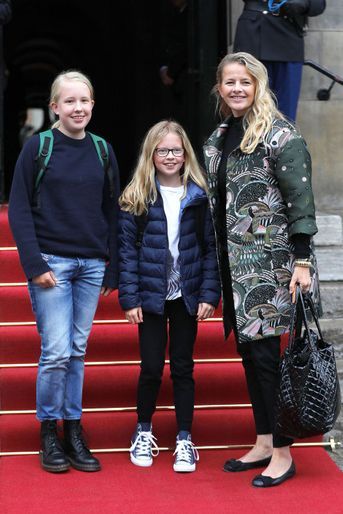 La princesse Mabel des Pays-Bas et ses deux filles à Amsterdam, le 3 février 2018