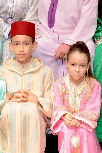 La princesse Lalla Khadija du Maroc avec son frère le prince Moulay El Hassan, le 15 juin 2014