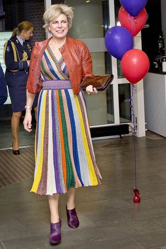 La princesse Laurentien des Pays-Bas dans une robe multicolore Missoni à La Haye, le 24 janvier 2018