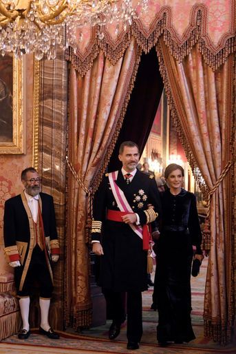 La reine Letizia et le roi Felipe VI d'Espagne à Madrid, le 6 janvier 2018