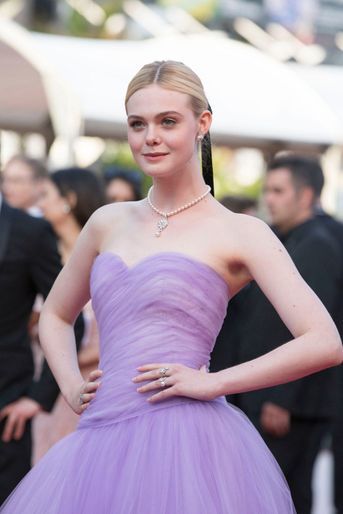 Elle Fanning au festival de Cannes, le 24 mai 2017.