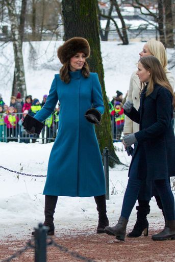 La duchesse de Cambridge avec les princesses Ingrid Alexandra et Mette-Marit de Norvège à Oslo, le 1er février 2018