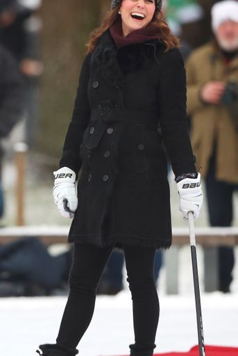 Kate Middleton dans un manteau Burberry, le 30 janvier 2018