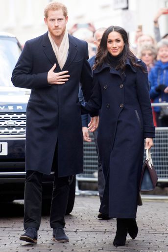 Meghan Markle avec son fiancé le prince Harry à Nottingham, le 1er décembre 2017