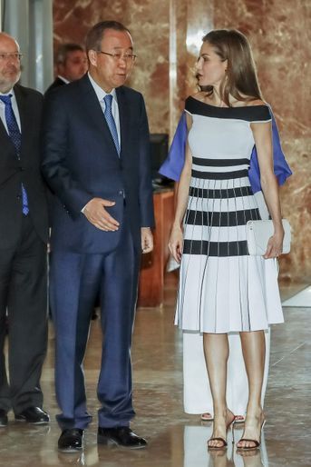 La reine Letizia d'Espagne et l'ex-secrétaire général de l'ONU Ban Ki-Moon à Madrid, le 13 juin 2017
