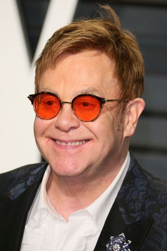 Elton John, 60 millions de dollars