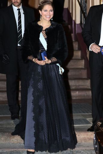 La princesse Madeleine de Suède dans une robe Ida Sjostedt le 20 décembre 2015