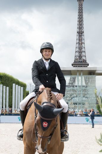 Guillaume Canet en forme au Longines Paris Eiffel Jumping, à Paris