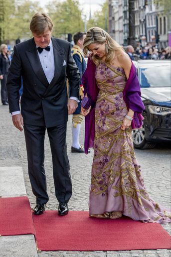 La reine Maxima et le roi Willem-Alexander des Pays-Bas dans une robe Jan Taminau à Amsterdam, le 28 avril 2017