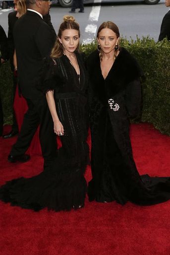 Ashley et Mary-Kate Olsen en Dior by John Galliano
