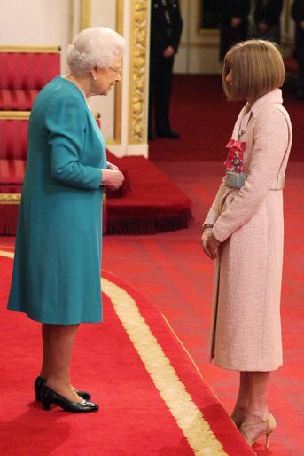 La reine Elizabeth II et Anna Wintour à Londres, le 5 mai 2017