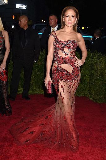 Jennifer Lopez en Atelier Versace