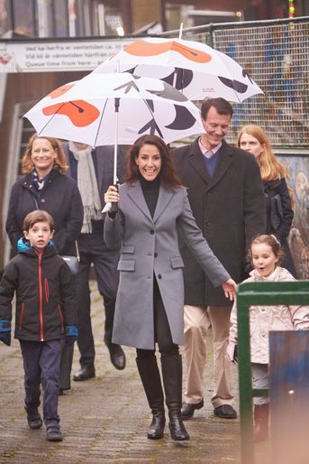 La princesse Marie et le prince Joachim de Danemark avec leurs enfants Henrik et Athena à Copenhague, le 30 mars 2017