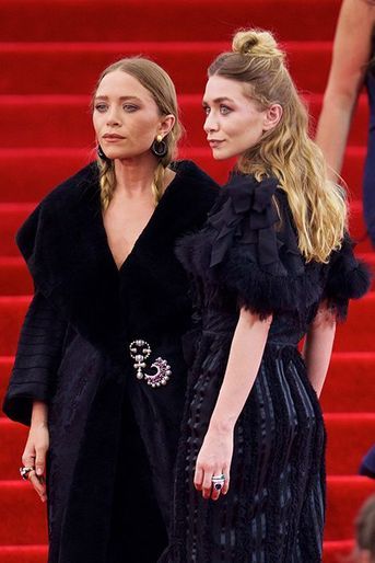 Mary-Kate et Ashley Olsen en Dior by John Galliano