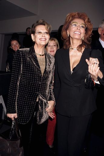 Claudia avec Sophia Lauren en 2006.