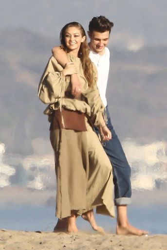 Anwar et Gigi Hadid sur un shooting pour "Vogue"